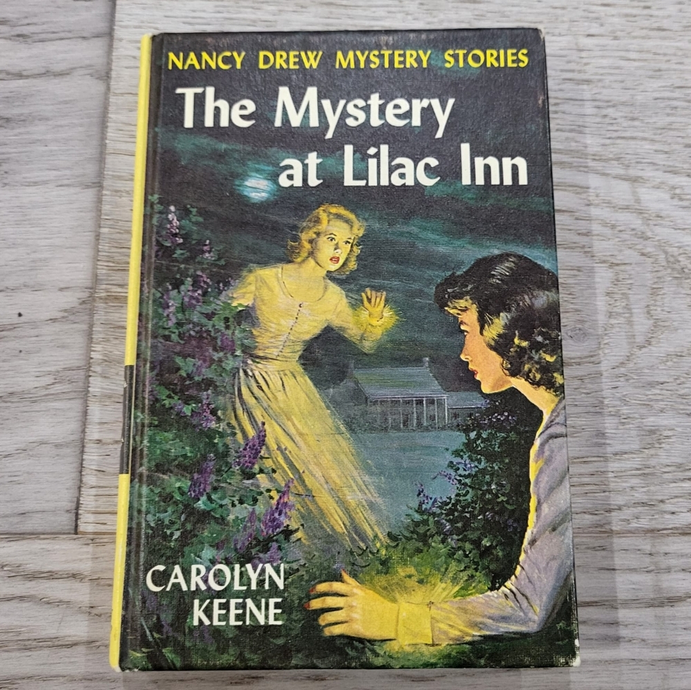 3/$20 Vintage Nancy Drew Book #4